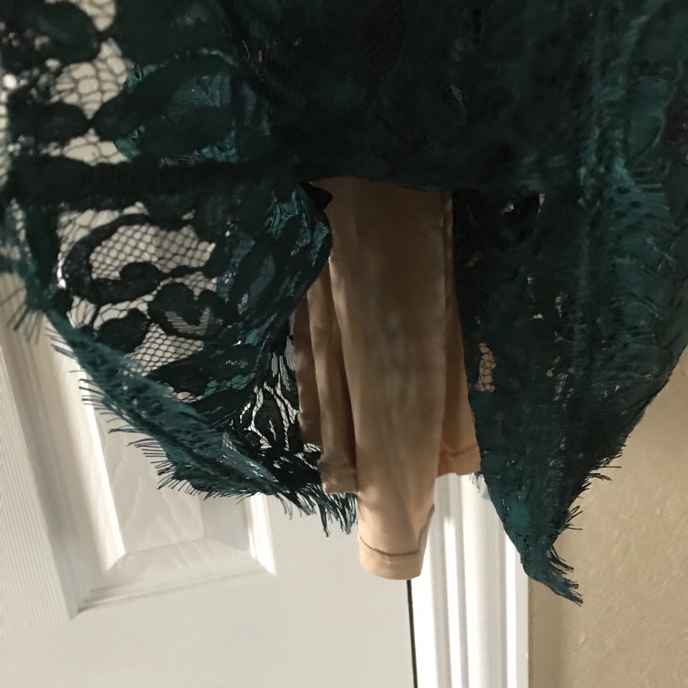 Bebe emerald green lace tank top - Picture 3 of 6